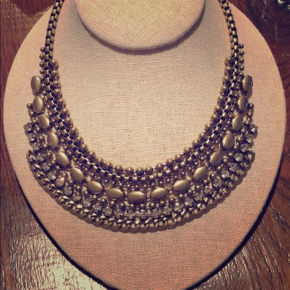 Statement necklace